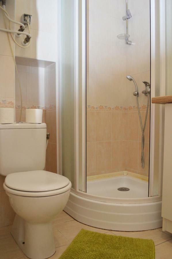 Owl Home Odessa Cozy Spacious Apartment In A Quiet Center Between Deribasovskaya And Privoz Luaran gambar