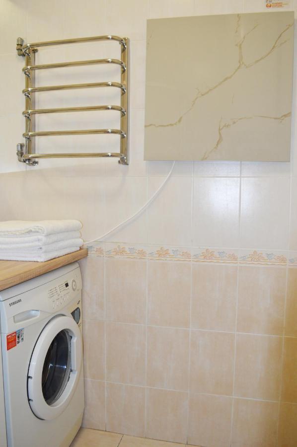 Owl Home Odessa Cozy Spacious Apartment In A Quiet Center Between Deribasovskaya And Privoz Luaran gambar